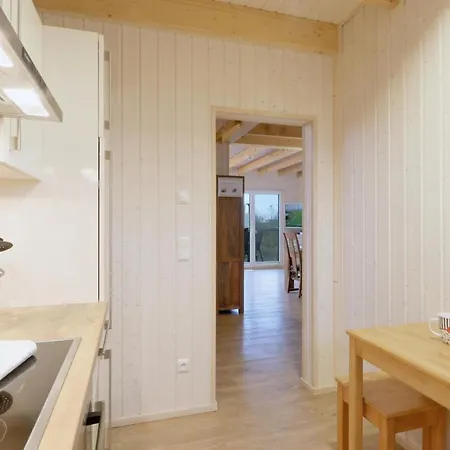 Strand-lodge
