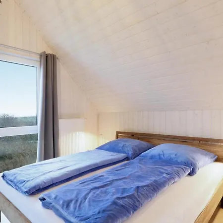 Strand-lodge